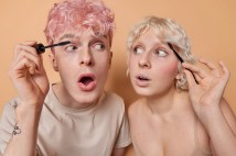 How to Get Professional-Looking Makeup Results at Home: 10 Essential Tips